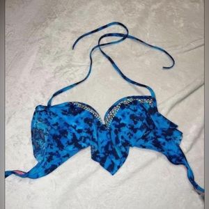 Women’s push-up swim top